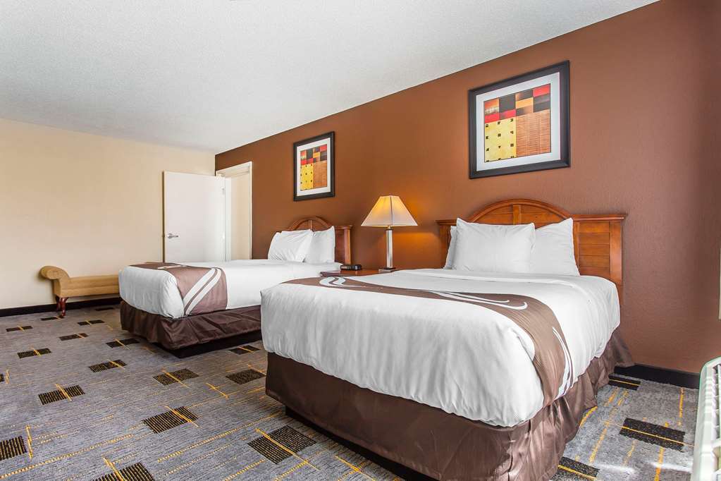 Quality Inn & Suites Myrtle Beach Room photo